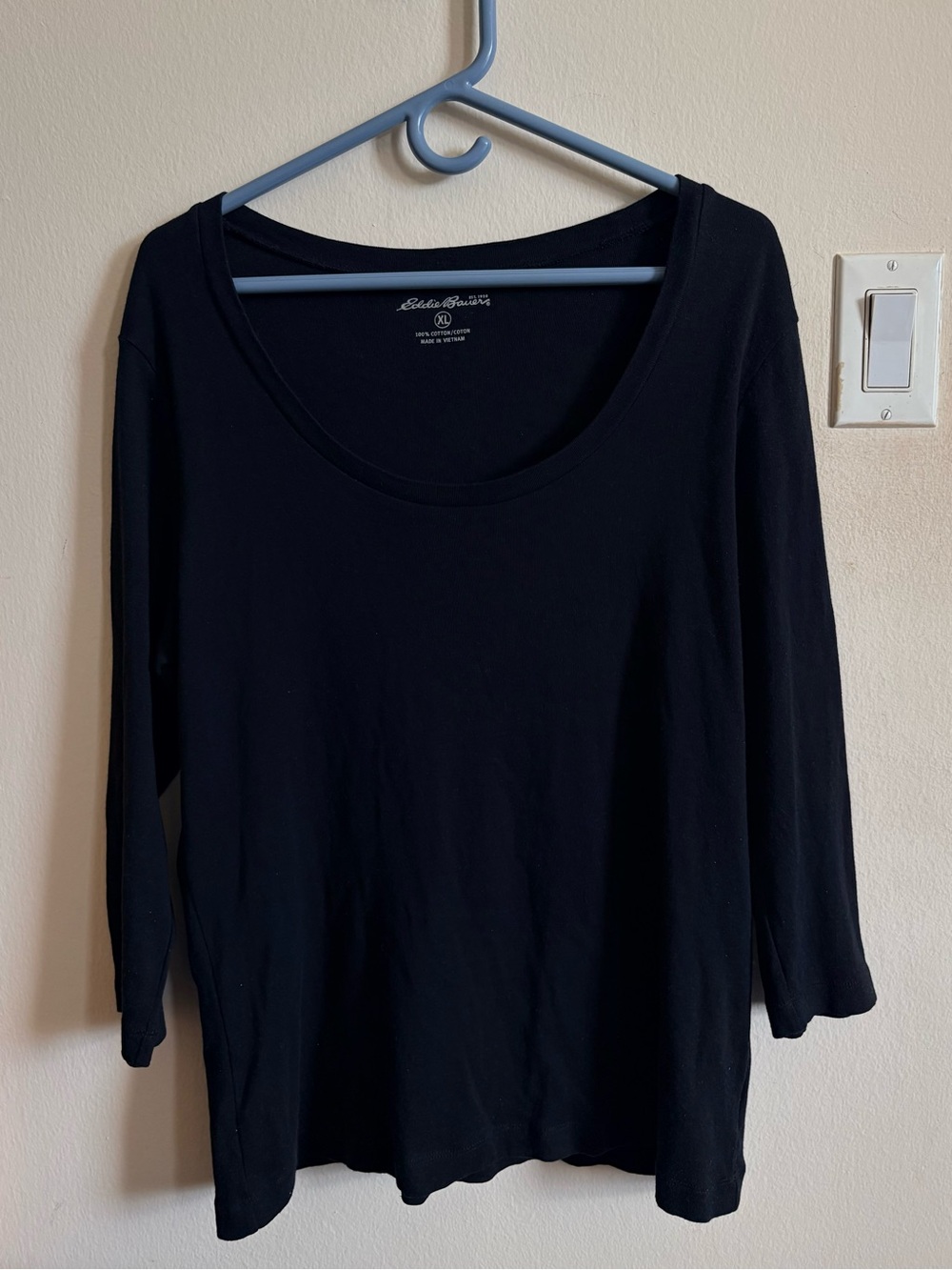 EDDIE BAUER - Black Scoop Neck Stretchy 100% Cotton Knit Top - XL - New!